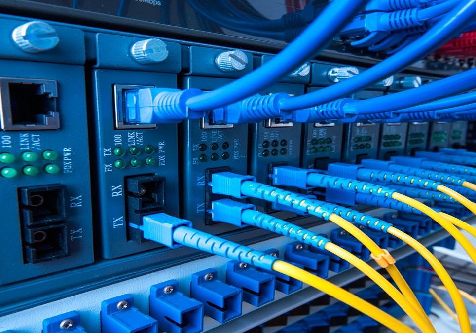 TÉCNICO SUPERIOR EN SISTEMAS DE TELECOMUNICACIONES E INFORMÁTICOS